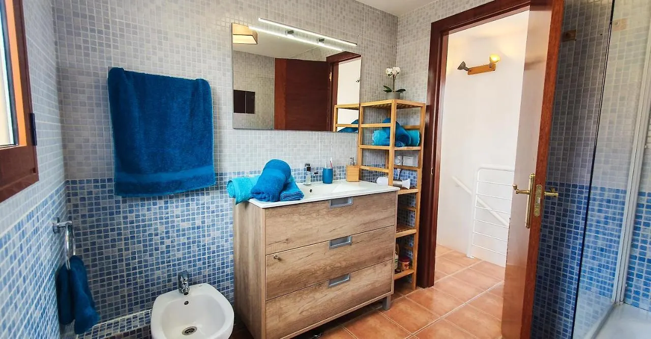 Oasis Desert - Holiday Home With Pool & Garden Near Corralejo And Lajares